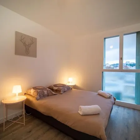 Fully Equipped Apartment Balcony Sleeps 7 Wifi Marseille Exterior photo